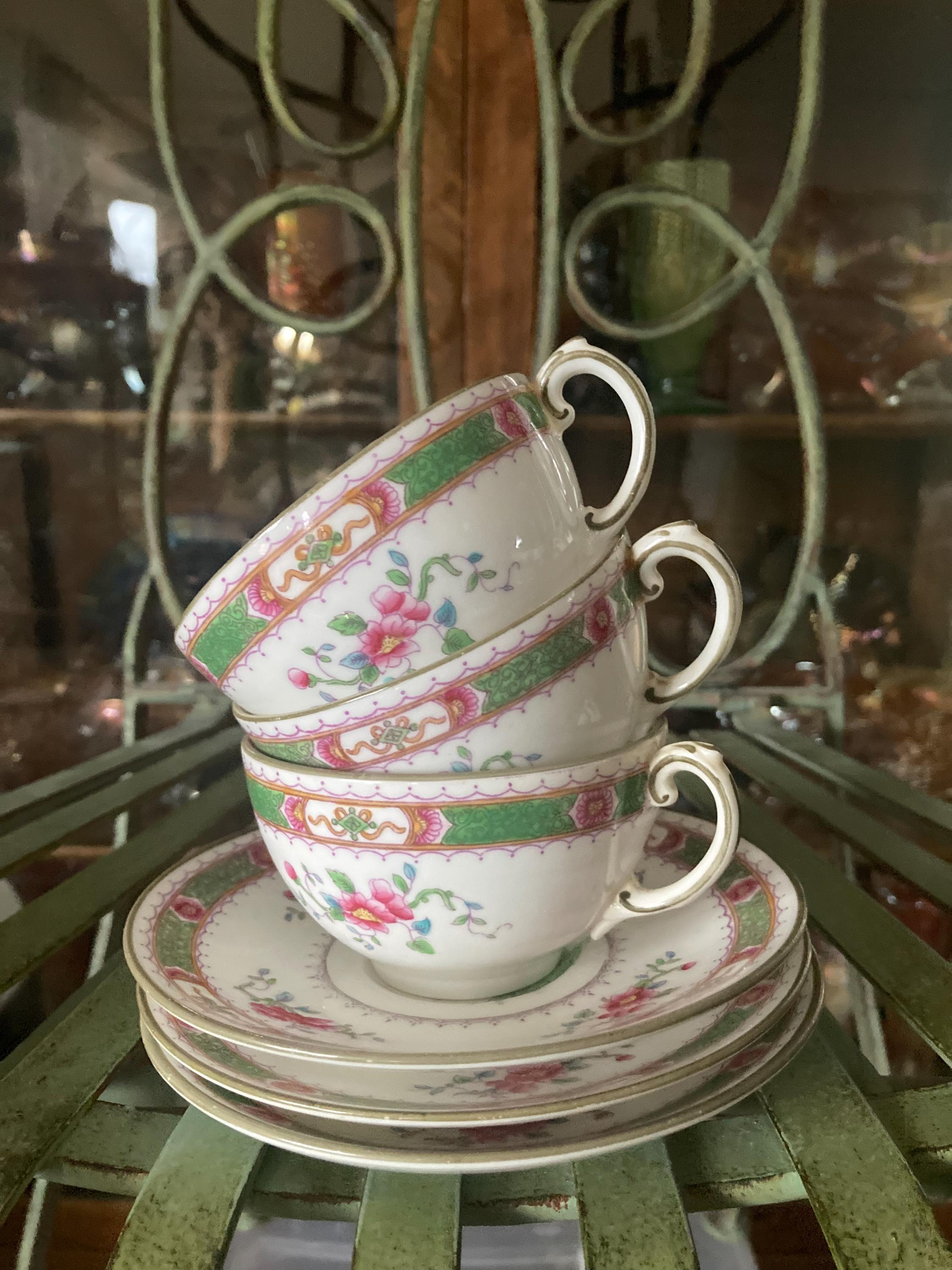 Coalport French Noble Teacups and Saucers. Set of 3. Produced in