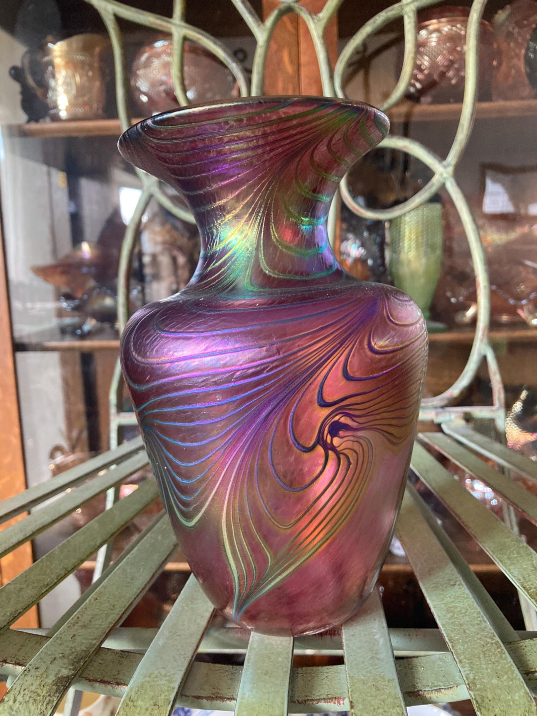 Robert Held Art Glass Vase. Signed. 7.5 Inches Tall. Produced in