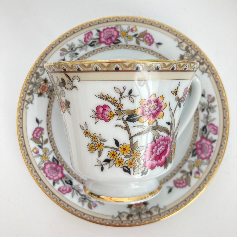 Tasses à thé sur pieds en porcelaine Noritake 8 Soucoupes 11 Sucrier 1 Rêve asiatique rose image 3