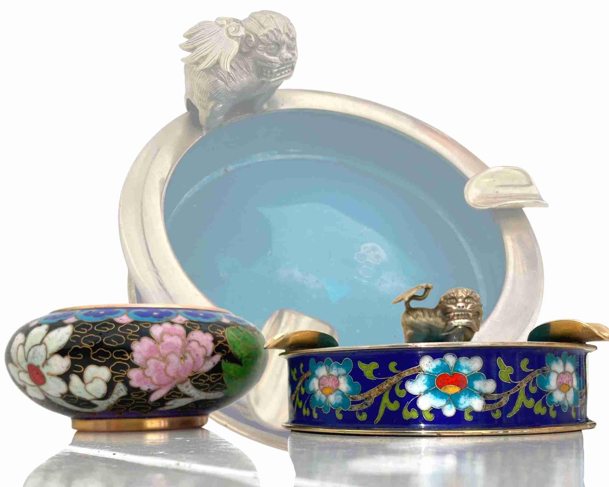 大口缸式器物　七宝焼き　倣古　置物　中国　大きい　工芸品　アンティーク 中国製七宝焼き真鍮灰皿 | 2個 | フー・ドッグ | 1920年代～1960年代
