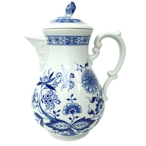 Blue Onion Coffee Pot (6 people) |  Blue and White Porcelain by Hutschenreuther