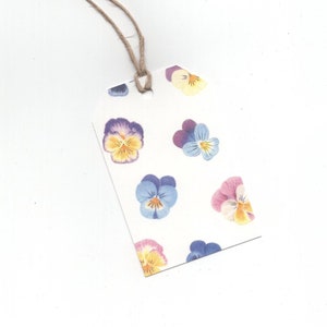 Violetas del bosque, juego de 6 etiquetas de regalo, impresión de un dibujo a lápiz de colores