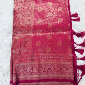 Dark Pink Semi Soft Silk Saree