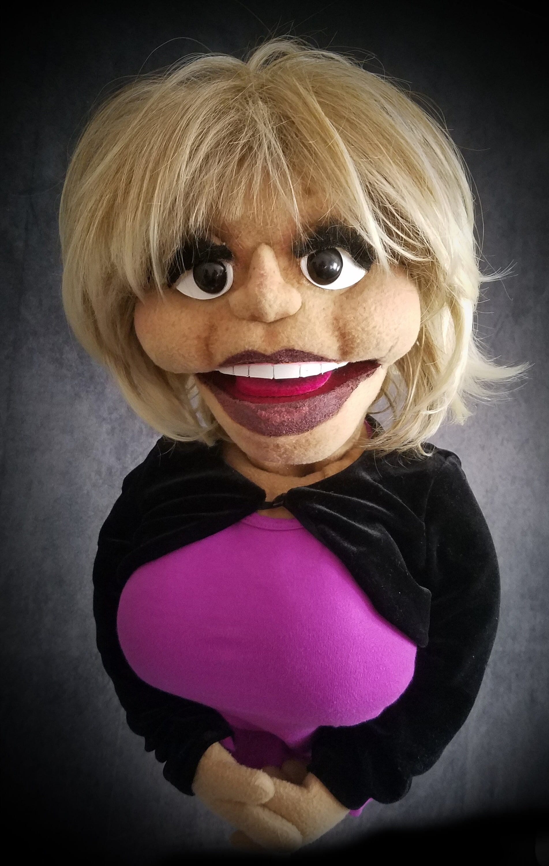 Professional Puppet Lovable Personality Soft Sculpted Lady Puppet