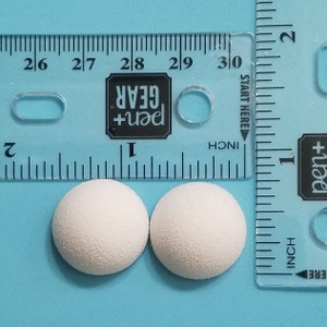 20mm (≈ 3/4&quot;) White EVA Foam Puppet Eye Blanks - Black Light Reactive - Amazing for Professional Puppets - Set of Two 1/2 Spheres