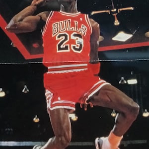Michael Jordan 80's Slam Dunk Contest Poster & Legends Sports Memorabilia Sammelkarte (signiert)