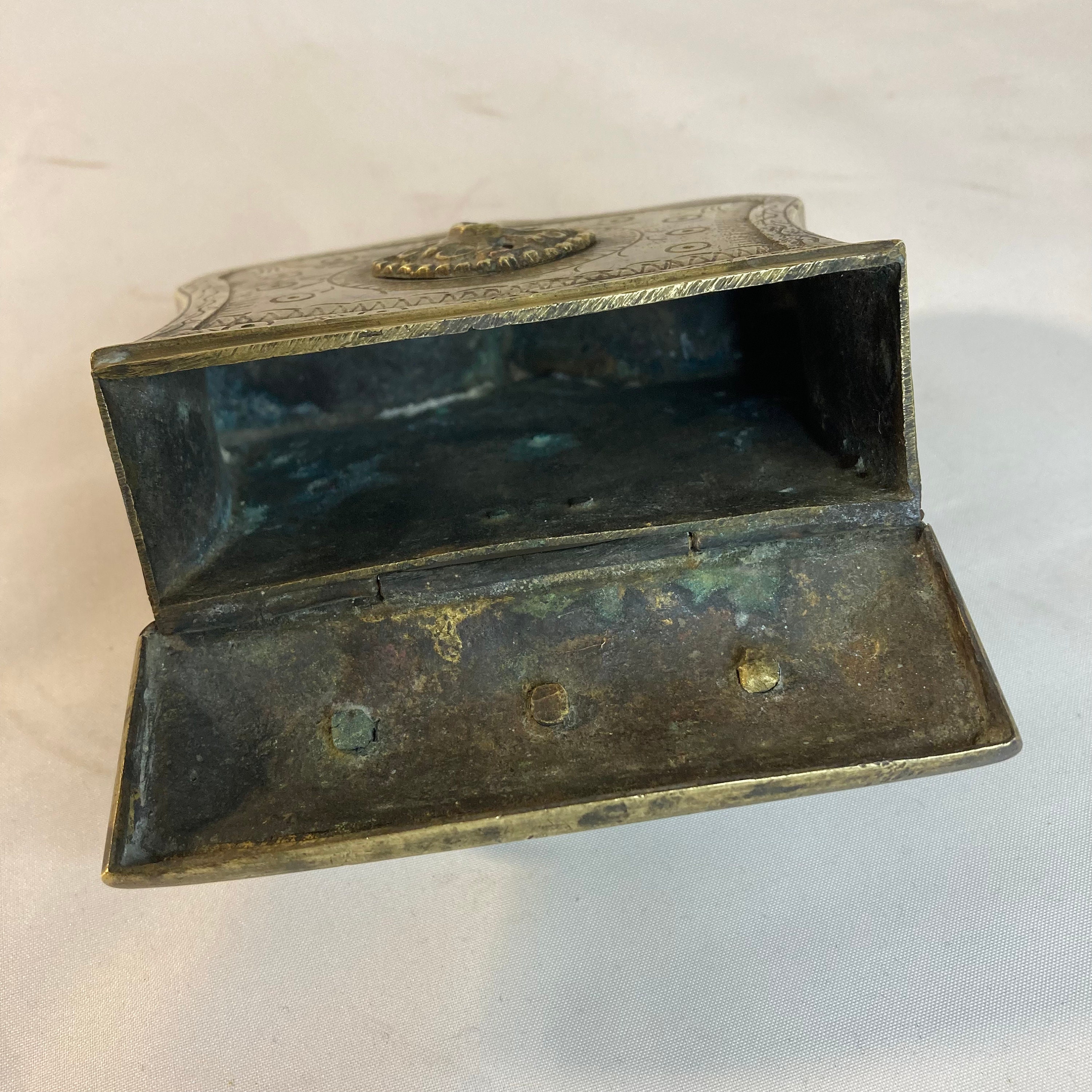 Antique Brass Ottoman Cartouche Form Cartridge Box With Belt