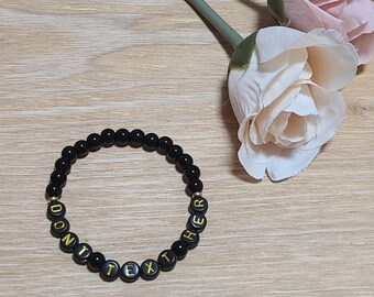 DONT TEXT HER | beaded bracelet, beaded letter bracelet, word bracelet, inspirational bracelet, empowered women,