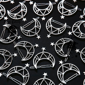 Luna SILVER MOONCLIP ~ Horquilla de Estrella. Accesorios. Pasador. Bruja. Brujería. Gótica. Luna. Postizo. Luna. Hada. Festival. Estrellas. Brida.