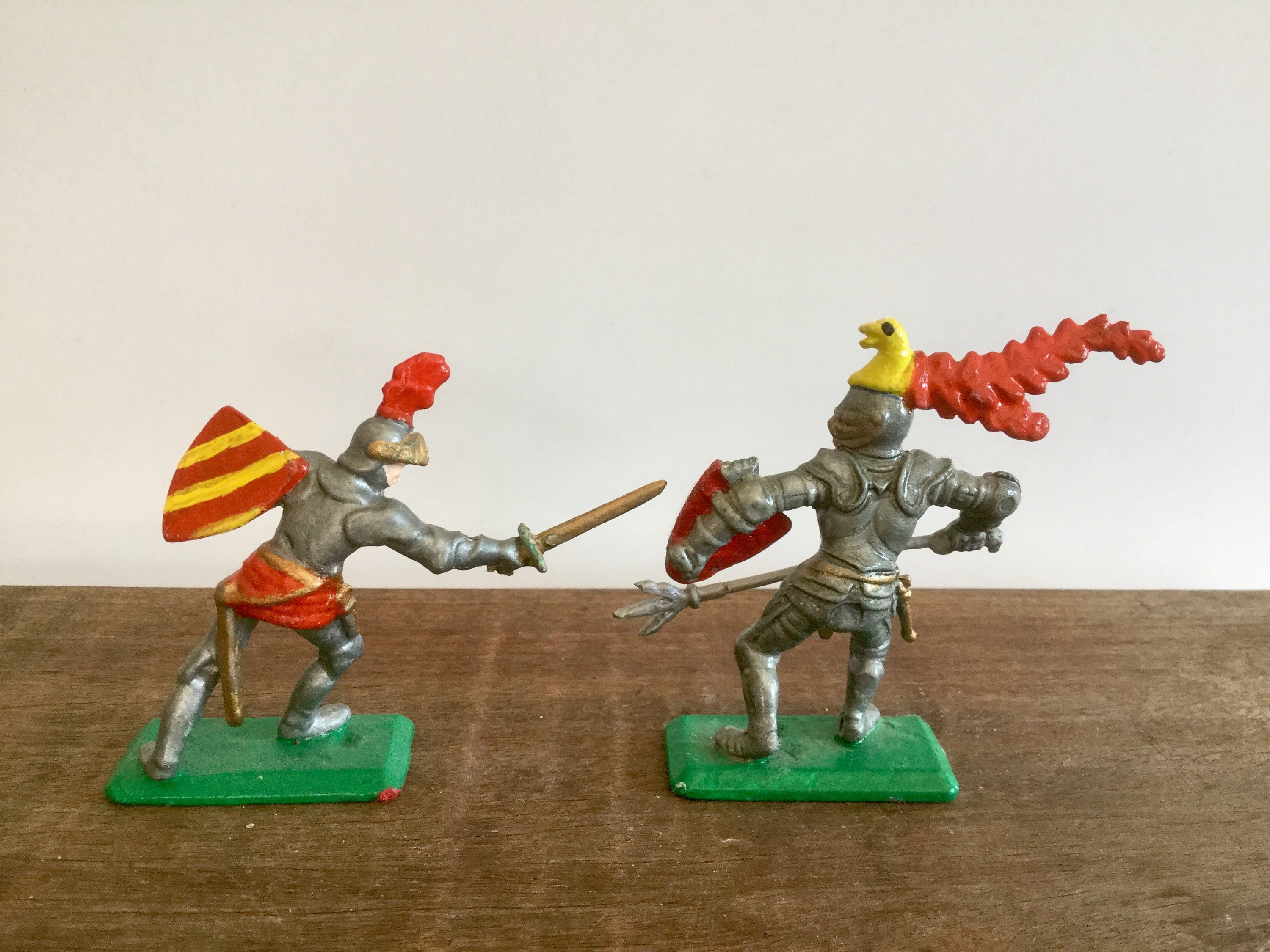 Jousting Knights Lead Figurines Set of 2 Vintage Lead Etsy