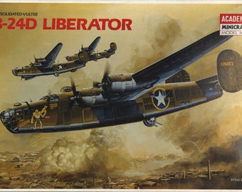 Plastic Model Kit, Academy Minicraft 1/72 B24D Liberator, Vintage Model Kit