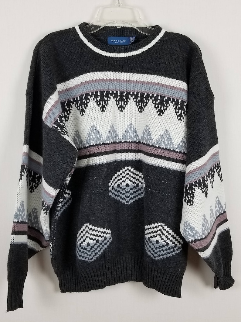 TOWNCRAFT Vintage long length multi-colored geometric gray pink sweater sz XL