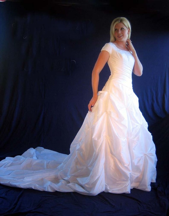 dresses for wedding size 16