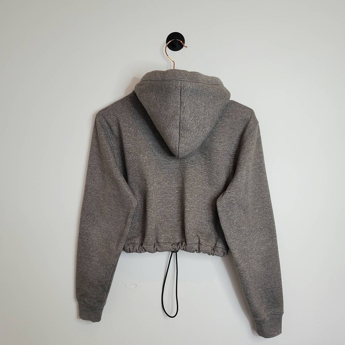 levi's raw cut crop hoodie