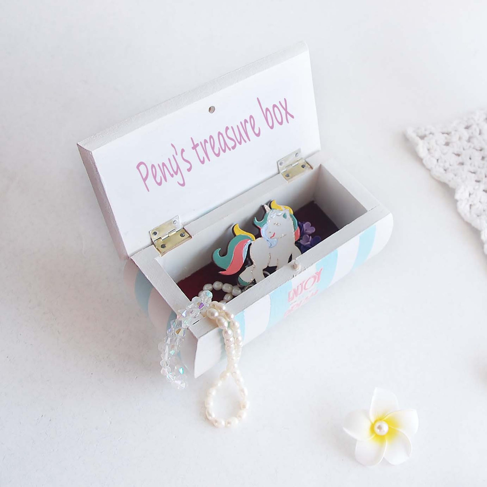 Small treasure chest with Unicorn wood box Gift for princess Etsy