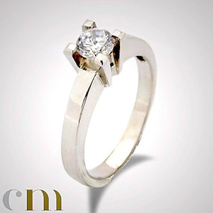 Solitaire ring,Engagement ring,Simulated diamond, CZ ring silver, White stone ring,Valentine&#39;s Day, Women silver ring, Silver solitaire ring