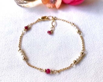 Orion pearl and ruby bracelet (14K gold filled / Genuine ruby)