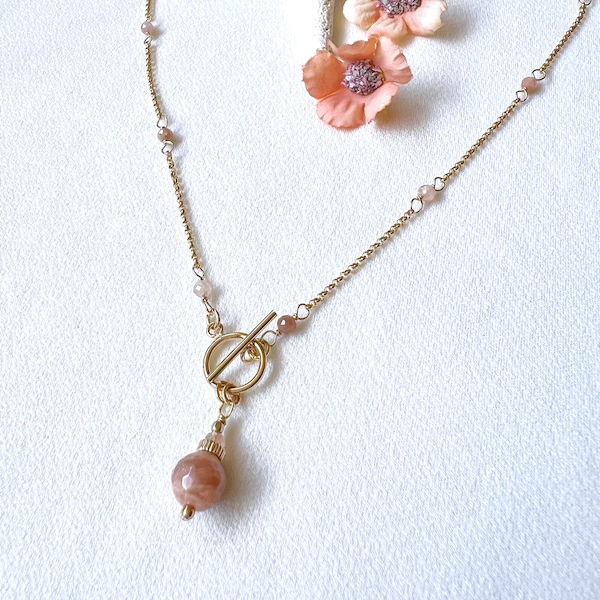 Peach moonstone Konane toggle necklace (14K gold filled / Peach moonstone)