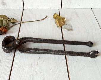 Pliers Rustic industrial decor Farriers tool Hand cutters Film theatre prop Puller Made in ussr Soviet vintage Soviet souvenir Antique tools