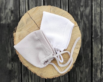 Baby bonnet knitted of soft merino wool, Unisex baby pixie hat