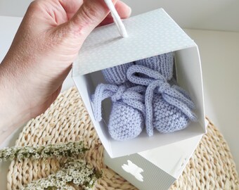 Baby booties for boys newborn gift box, blue baby shower gift, soft merino wool baby socks