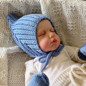 Bonnet bleu pour bébé tricoté à la main : bonnet d'hiver en laine mérinos douce