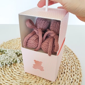 Newborn baby girl gift withered rose baby booties in the pink box, merino wool baby socks
