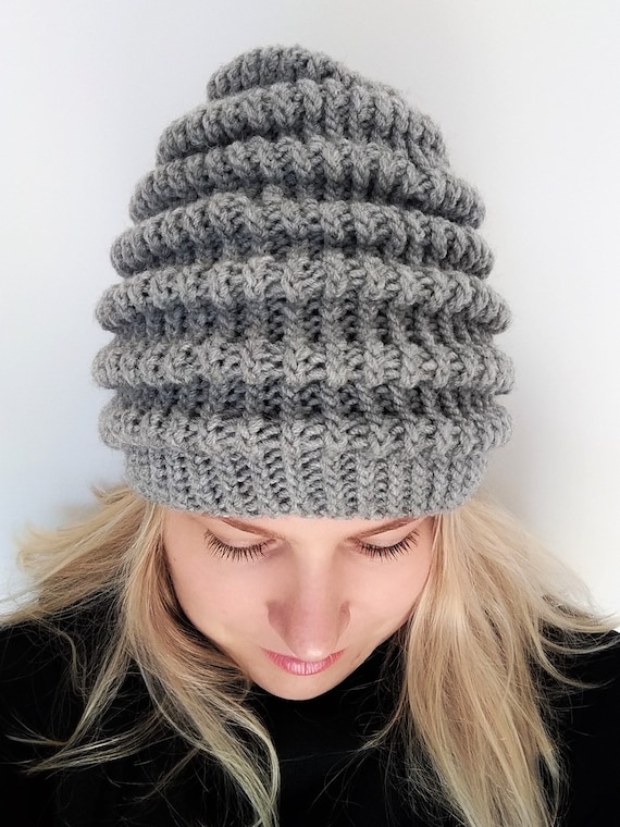 WOMENS LADIES COLOUR COLOURED CABLE KNIT BEANIE HAT WITH FLOWER NEW ONE SIZE