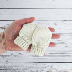 Merino wool infant mittens knitted, newborn baby outwear neutral