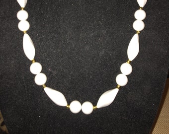 Vintage White Beaded Necklace with Goldtone Accents