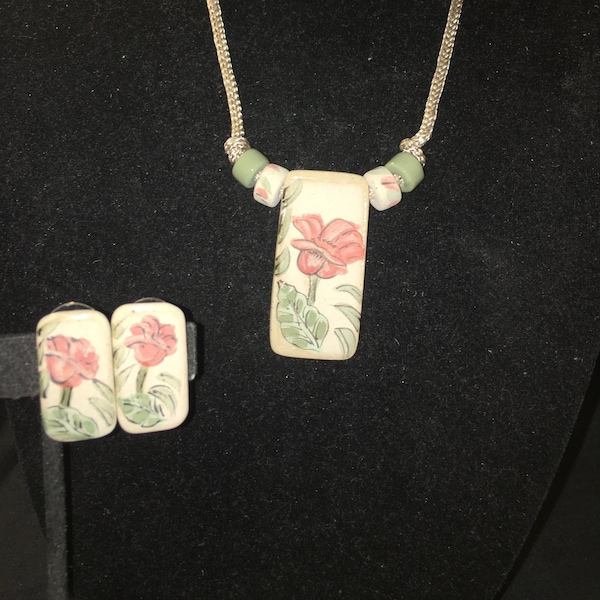 Vintage Flower Porcelain Necklace and Earrings Set***