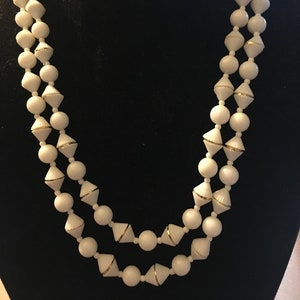 Vintage White Acrylic Beaded Necklace***