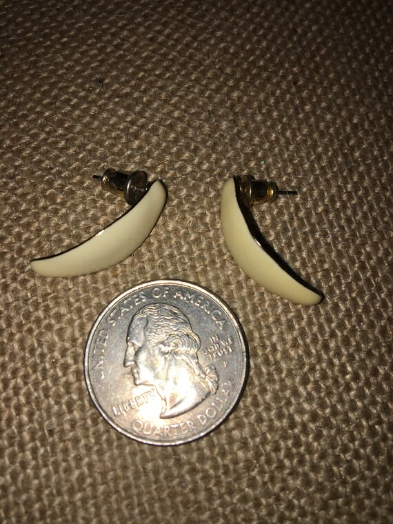 Tiny Creme Colored Pierced Earrings - image 2