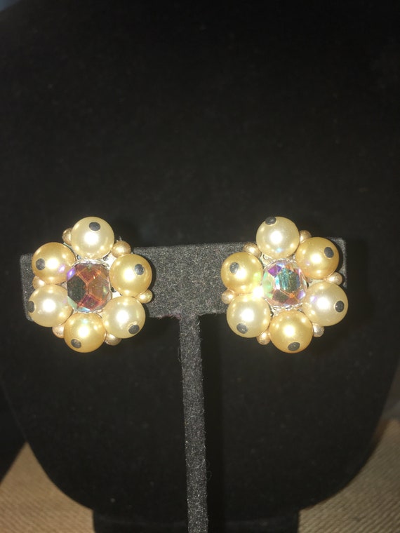 Vintage Pearl and Rhinestone Clip Earrings* - image 1