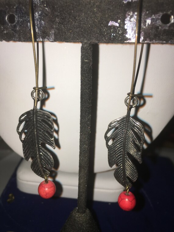 Silver Tone Textured Feather Earring with Red Bed… - image 3