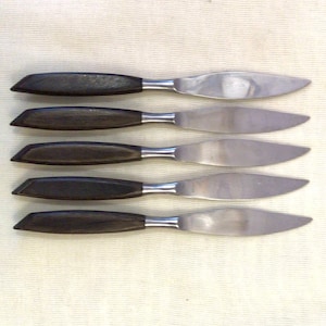 5 MCM Wood Handle Serrated Butter / Steak Knives