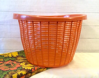 retro 60's Round Laundry Basket