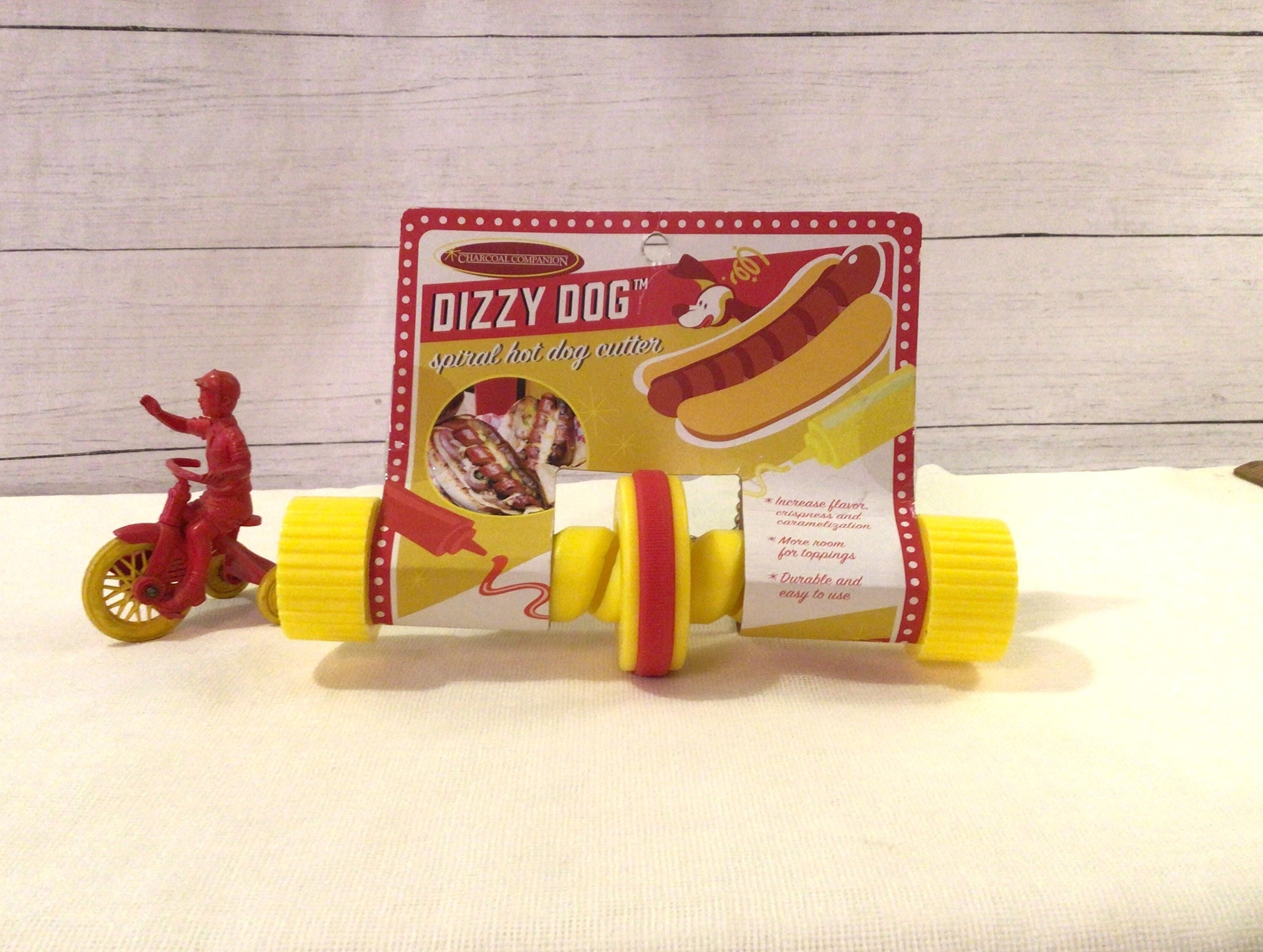 Dizzy Dog Spiral Hot Dog Cutter 