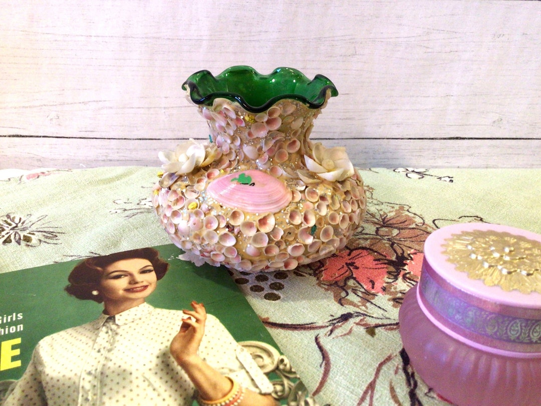 Small Souvenir Shell Art Vase - Etsy