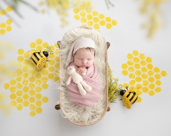 Newborn honeybee honeycomb digital backdrop photography - Wattle flowers - Yellow bee digital background - newborn baby photographer image