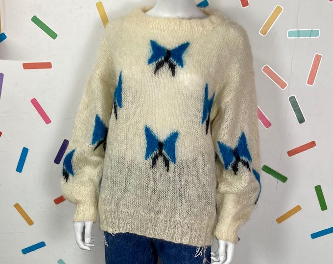 Vintage handknitted cream butterfly design mohair jumper Size 14/16