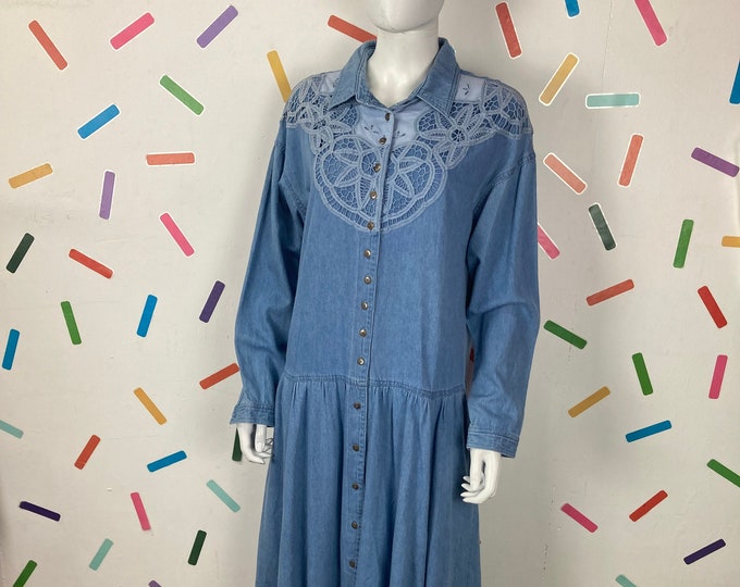 SALE - 1980s true vintage denim midi dress with amazing embroidery / applique detail Size: Up to 12