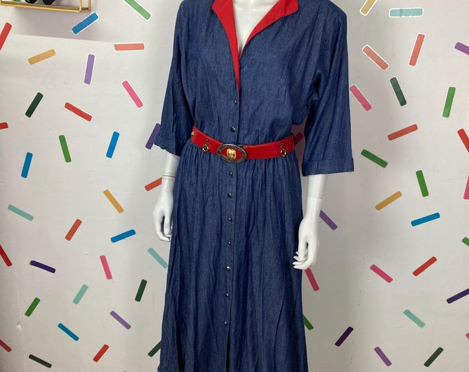 1980s true vintage denim dress with red collar trim - size 14/16