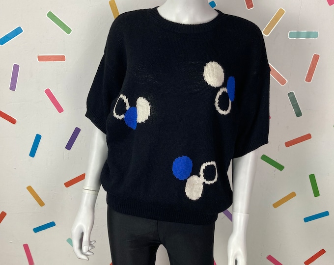 1980s vintage hand knitted circle design short sleeve jumper Size up to 14/16
