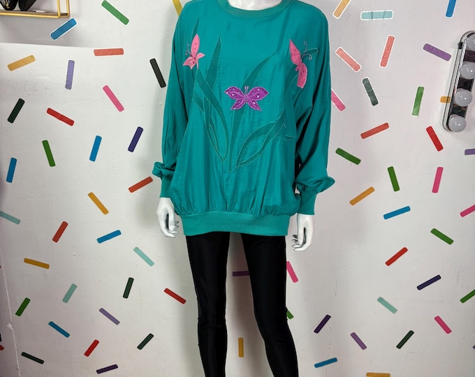 1980s true vintage batwing teal applique floral design top size 12-16