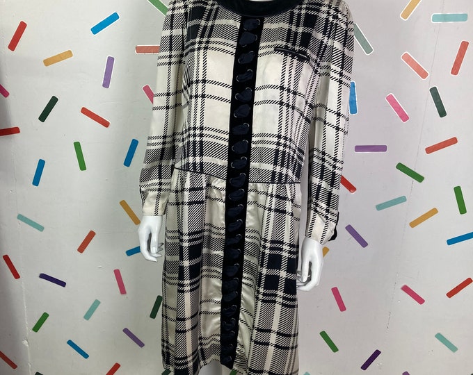 1980s true vintage black and white check design midi dress with velvet detail Size up to 14