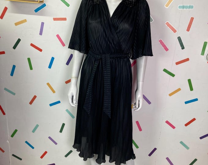 1970s vintage cut out sequin detail black dress size 12/14