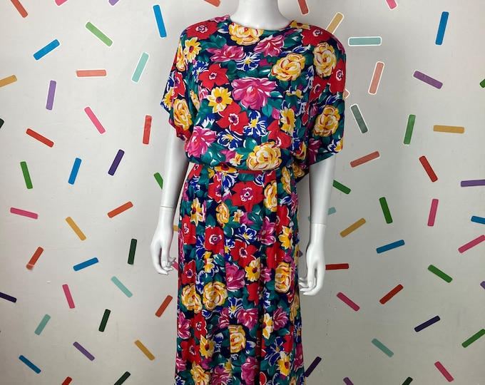 SALE - 1980s vintage floral 2 piece top and skirt (with pockets) set - size 12 /14