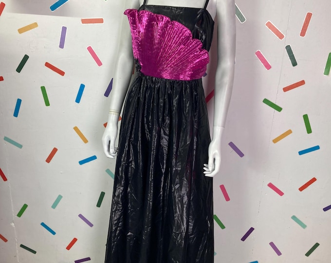 1980s true vintage black maxi with pink frill size 12