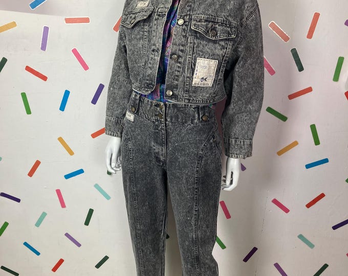 1980s true vintage grey denim 2 piece set  jacket / jeans Size 10/12 RARE